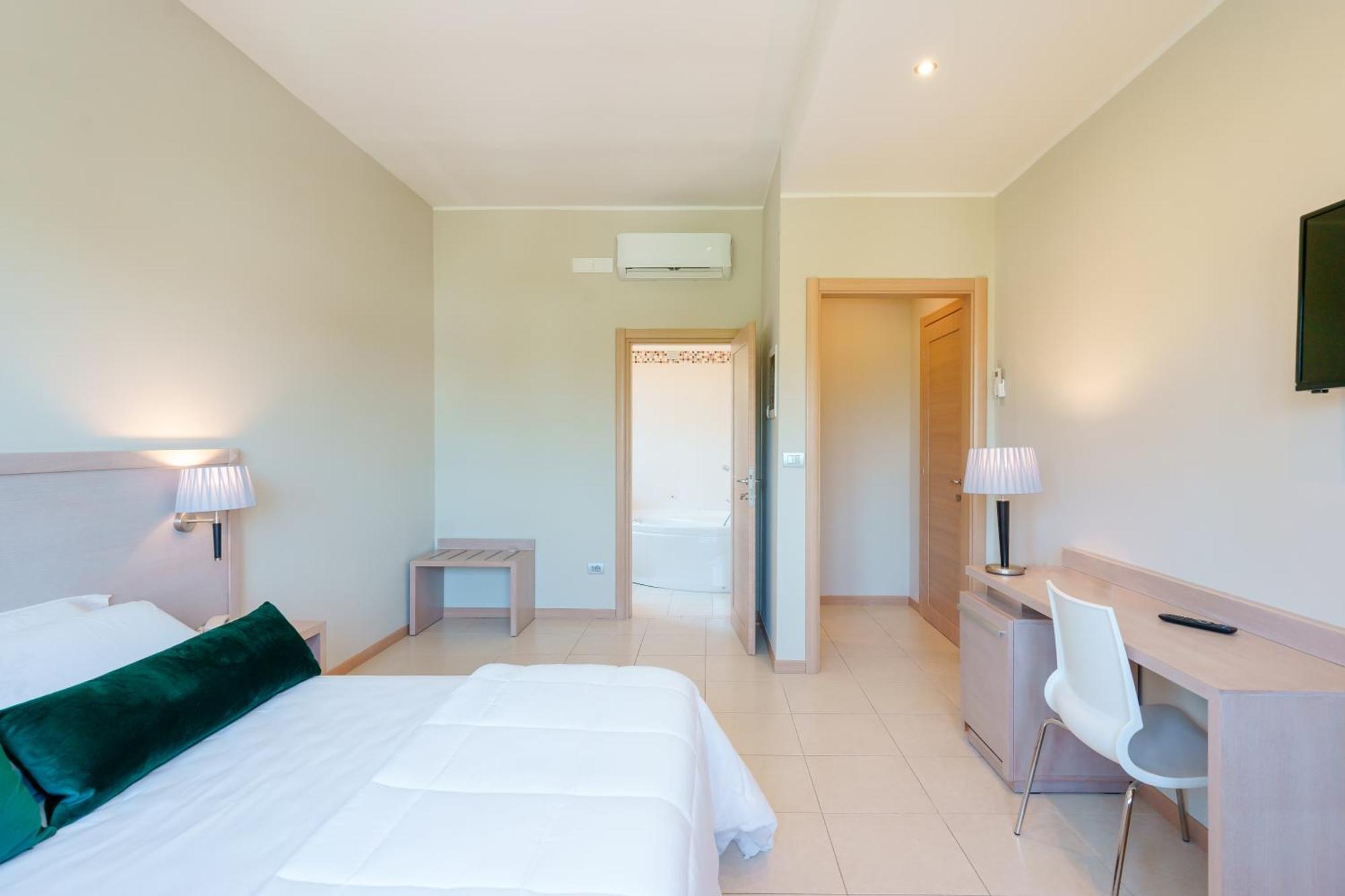 Dimora Lucia Hotel Martina Franca Eksteriør bilde